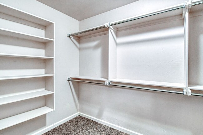 Building Photo - Brand New Construction!  Lawn care included!