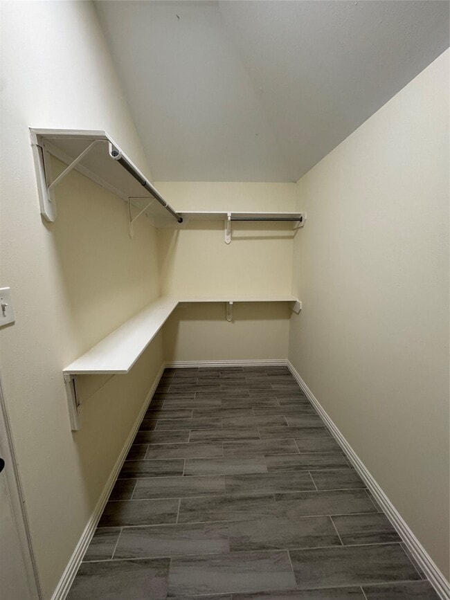 Building Photo - 5631 Bear Meadow Ln