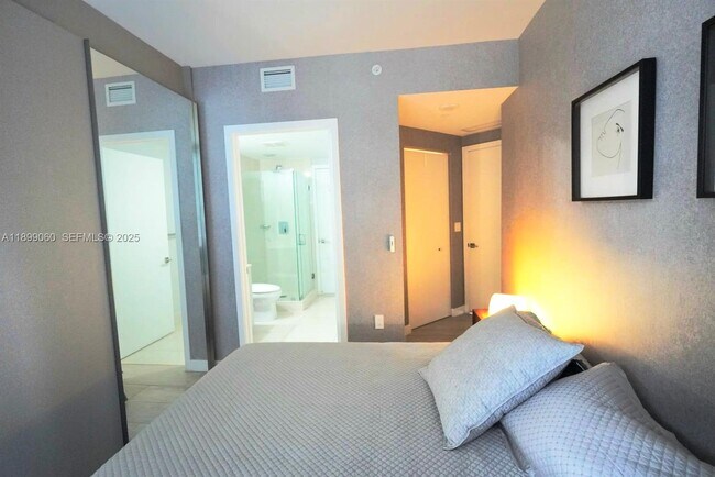 Building Photo - 55 SW 9th St