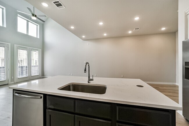Building Photo - 16519 Texas Hill Country Rd