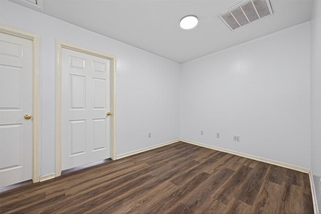 Building Photo - 10039 Morocco Rd