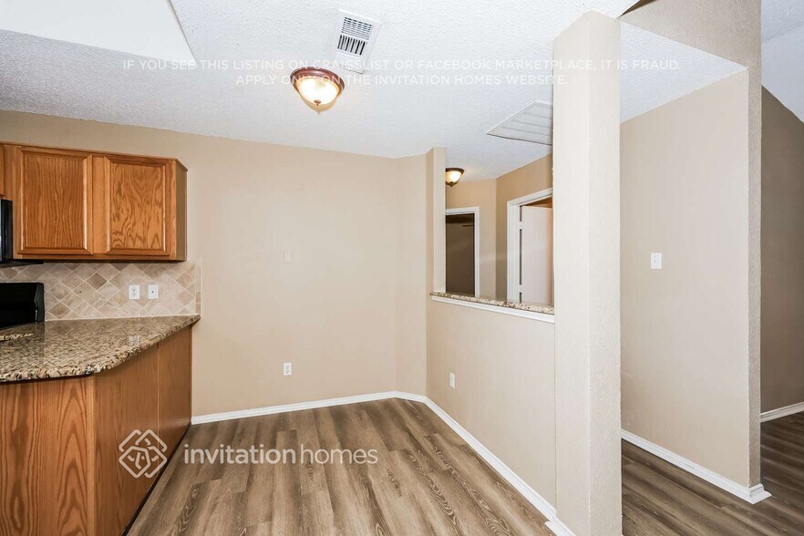 Building Photo - 5813 Northfield Dr