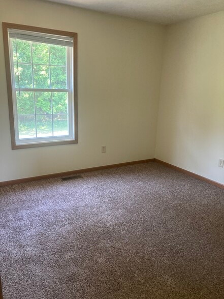 Master bedroom - 1400 Benbrandon Ct