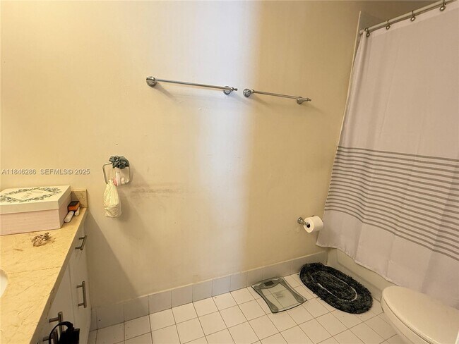 Building Photo - 4764 NW 114th Ave