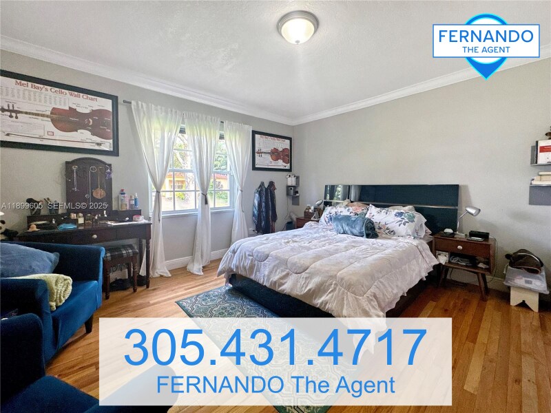 Building Photo - 5760 SW 10th St