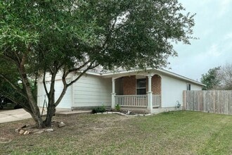 Building Photo - 244 Langely