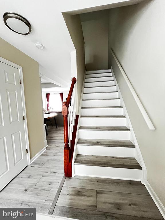 Building Photo - 1185 Cypress Tree Pl