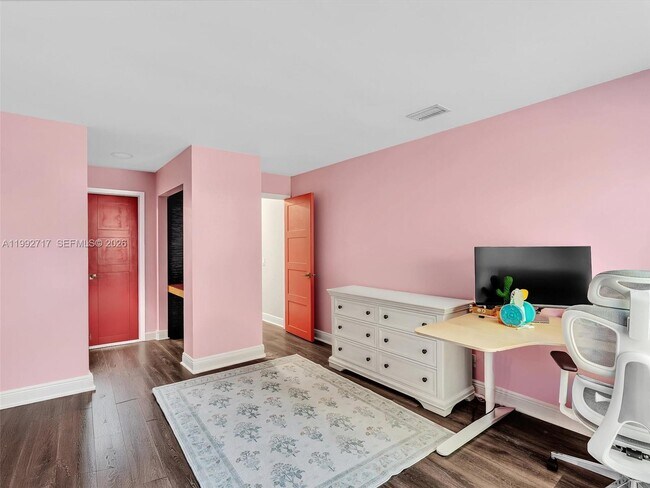 Building Photo - 2083 Augusta