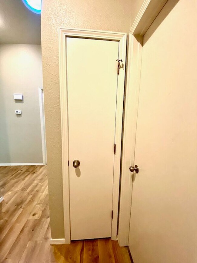 Building Photo - 4 Bedroom 2 bath Home in NW Boise