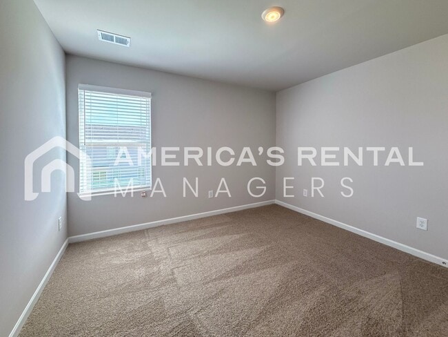 Building Photo - 66 River Grass Dr