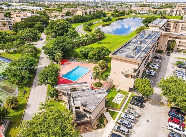 Building Photo - 830 NW 87th Ave