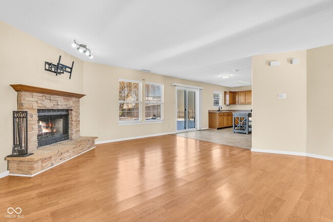 Building Photo - 8818 Browns Valley Ln