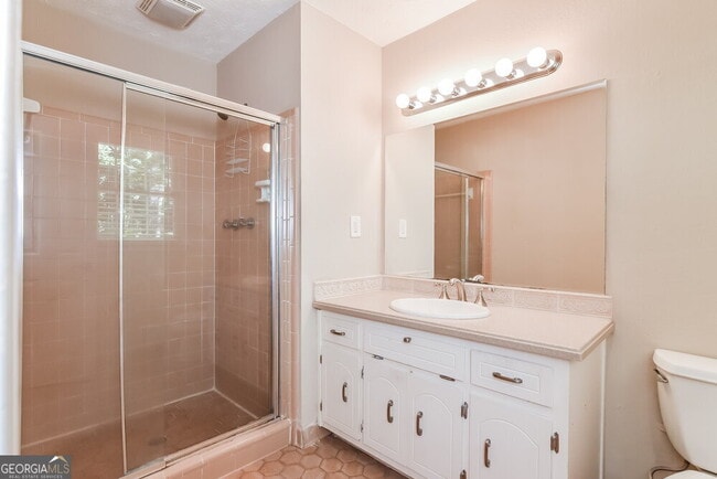 Building Photo - 737 Mountainbrooke Cir SW