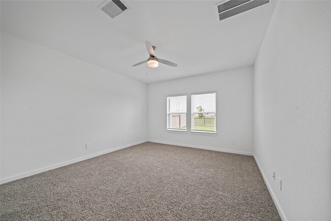 Building Photo - 3815 Pierce Pl Ln