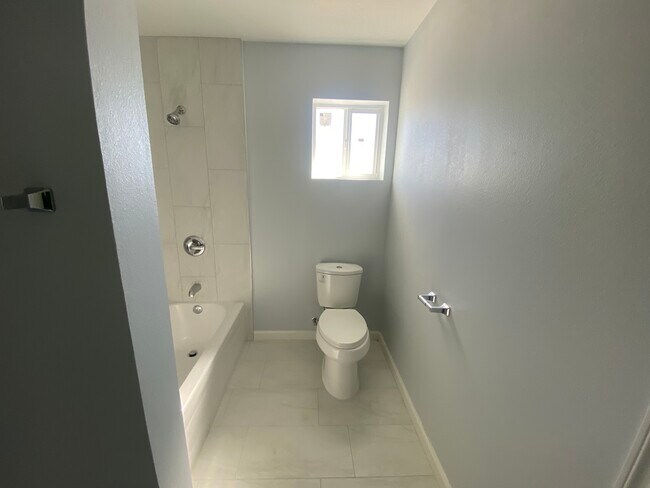 Building Photo - 11779 Garber St