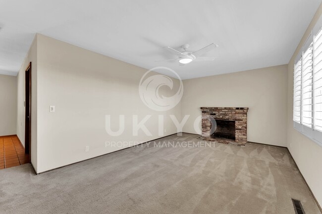 Building Photo - 4081 Oak Hill Rd
