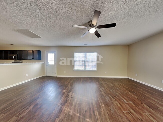 Building Photo - 2030 Clipstone Dr