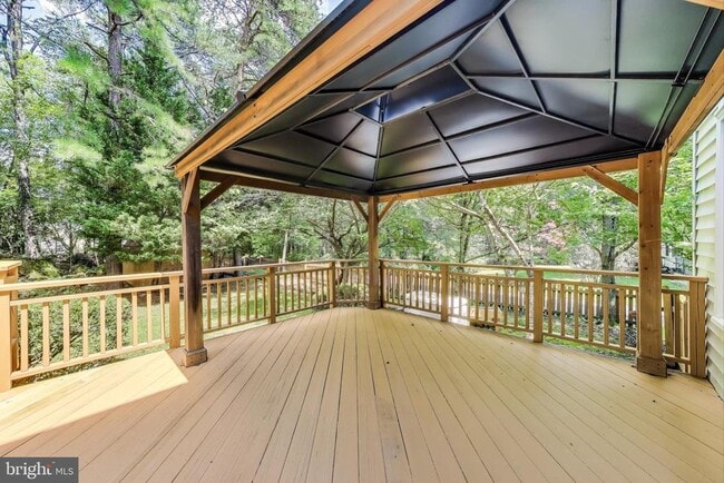 Building Photo - 114 Fordham Dr