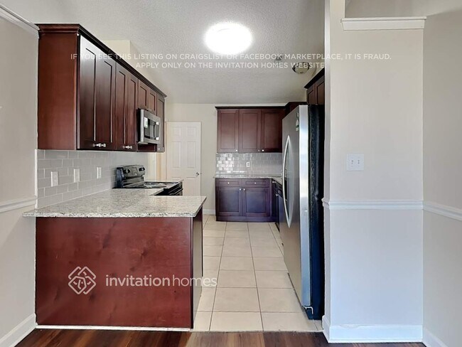 Building Photo - 2108 Genesis Dr