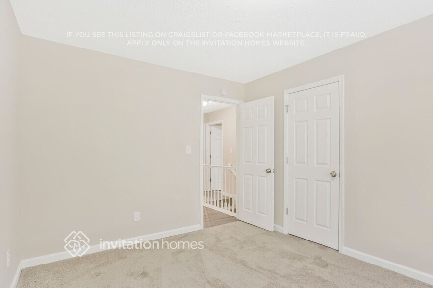 Building Photo - 3718 Oakwood Manor Ct