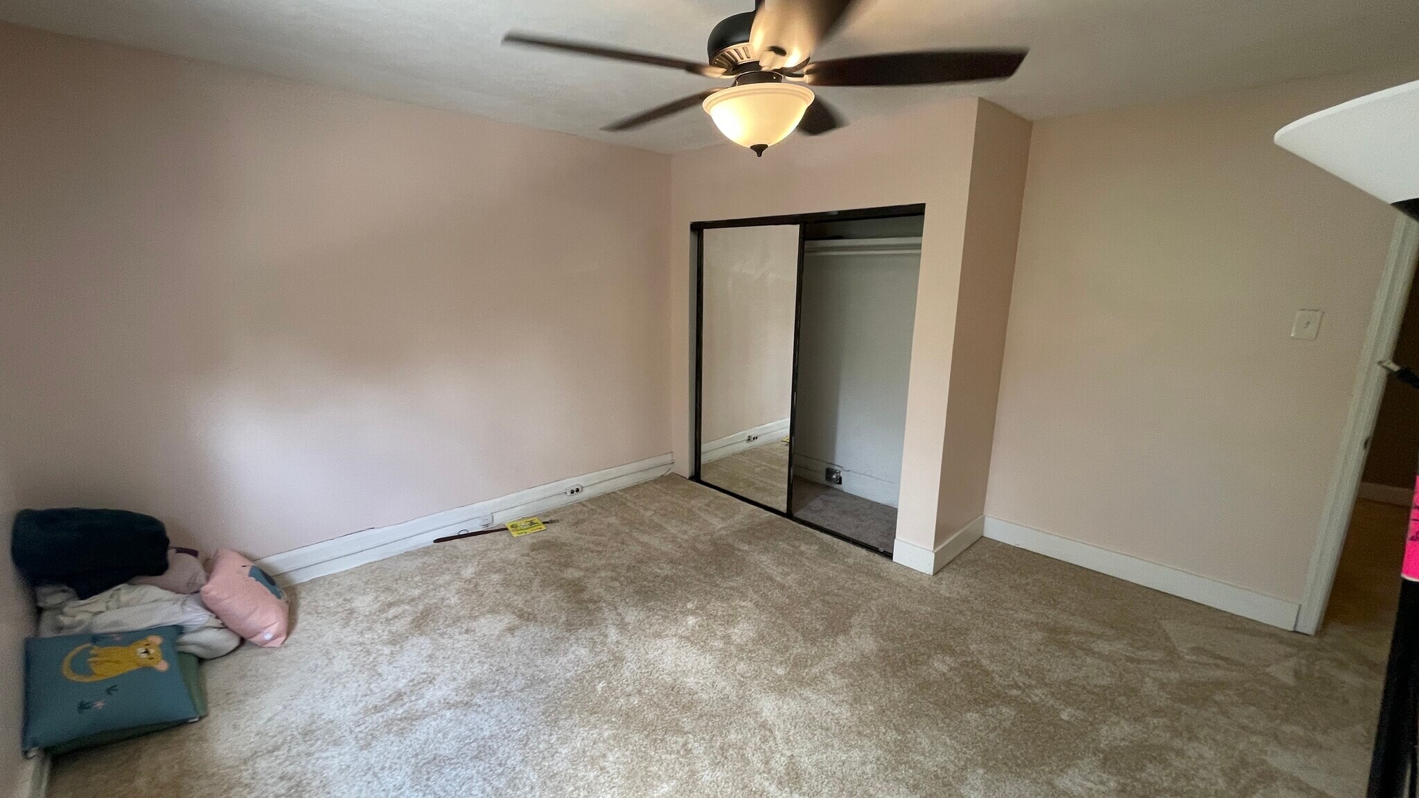 Building Photo - 615 Tripoli St