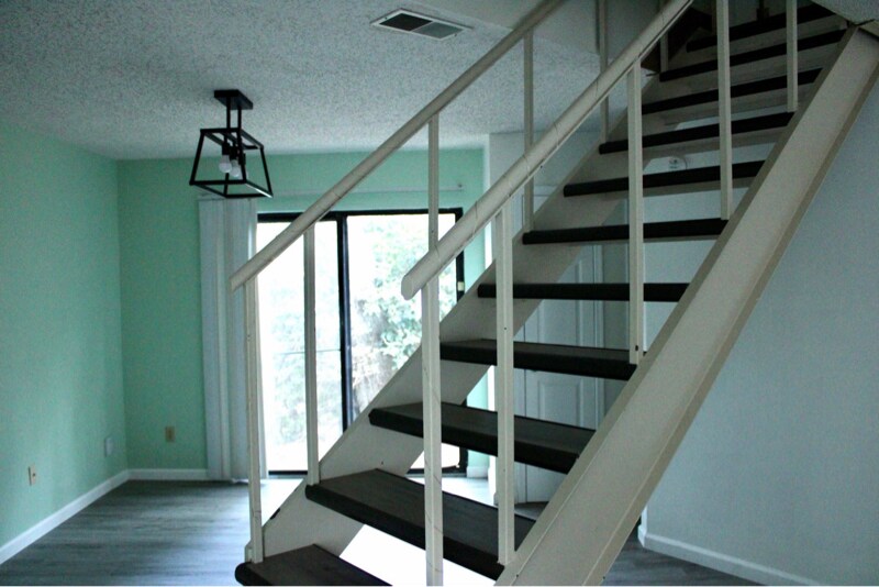 Building Photo - 3747 Donovan Dr