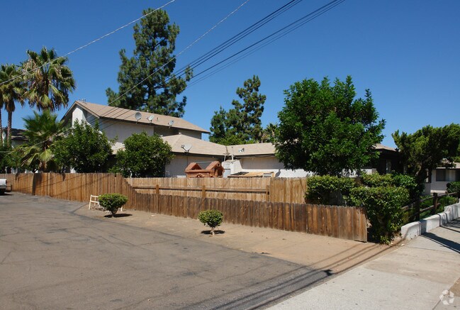 Building Photo - Terre at Wells