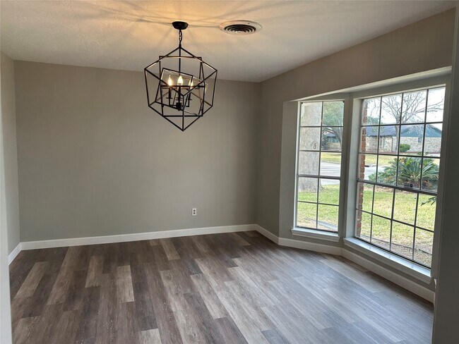 Building Photo - 4821 Burning Tree Dr