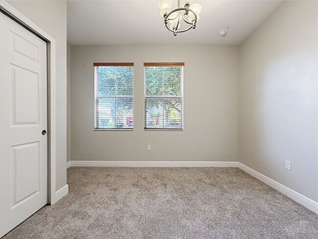 Building Photo - Waterfront 4 Bedroom Home in Eagle Creek Golf Community – Lake Nona