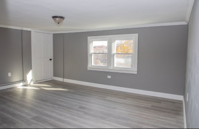 Building Photo - 166 Plainville Ave