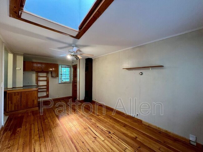 Building Photo - 105 Edwin Pl