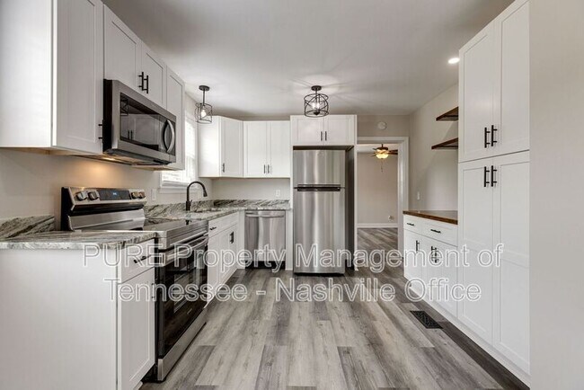 Building Photo - 254 Collier Ave