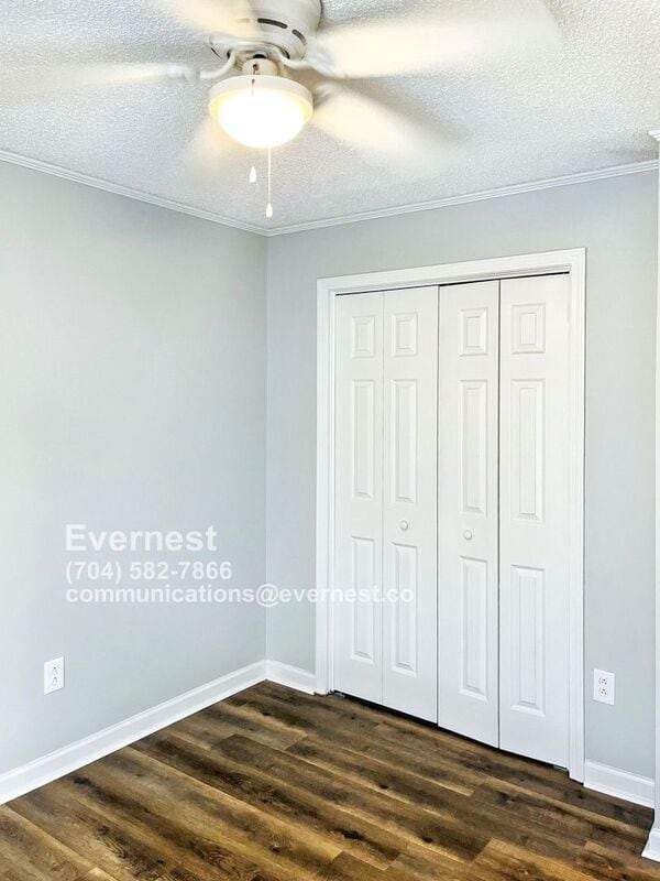 Building Photo - 3100 Chenango Dr