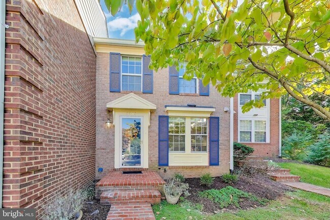 Primary Photo - 8932 Barrowgate Ct