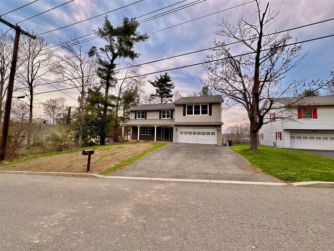 Building Photo - 2409 High Ave