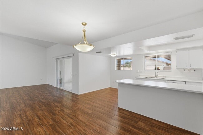 Building Photo - 18415 N Spanish Garden Dr