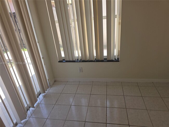 Building Photo - 14241 SW 151st Ave