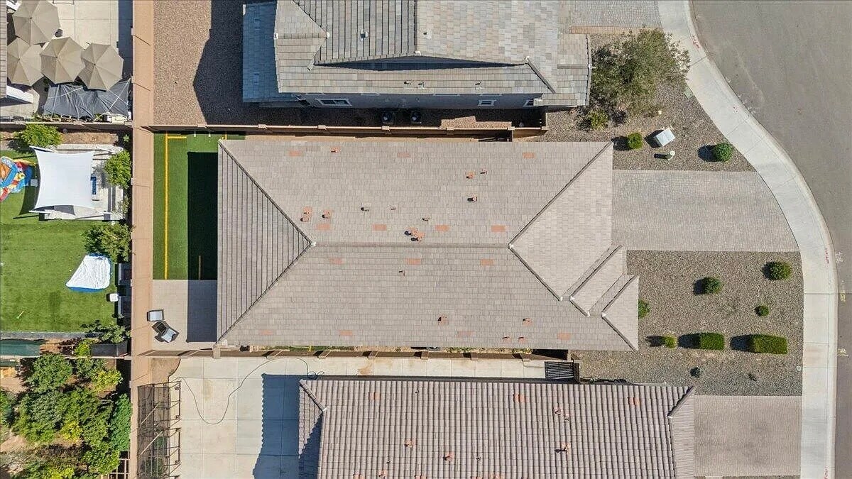 Building Photo - 6313 N 68th Dr