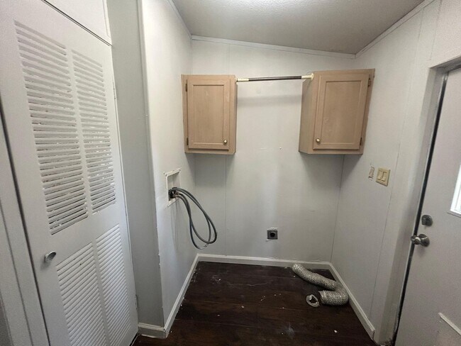 Building Photo - House for lease in Elgin Tx