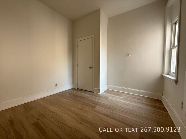 Building Photo - 2003 N 25th St