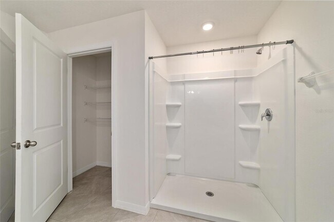 Building Photo - 8741 SW 45th Ct