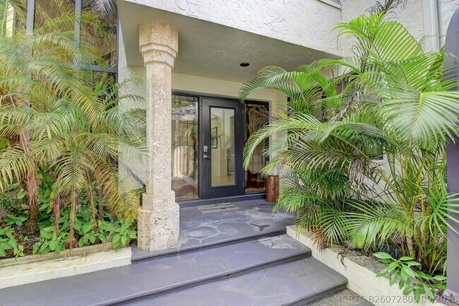 Building Photo - 22866 El Dorado Dr