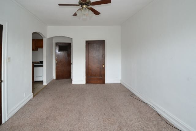 Building Photo - 4856 N Damen Ave