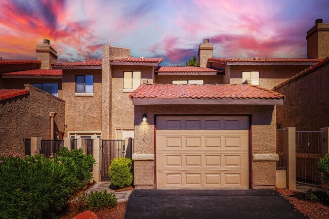 Building Photo - Townhome for Rent