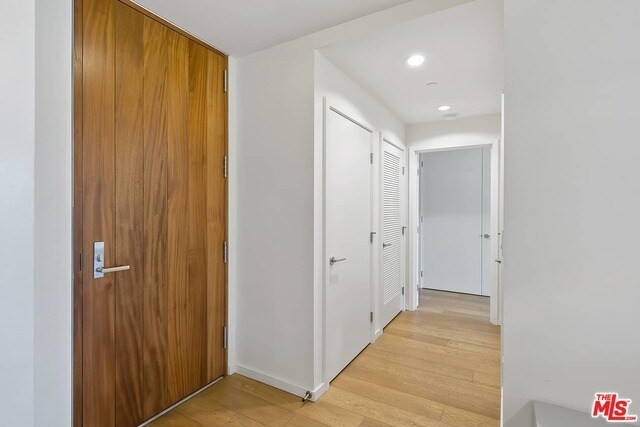 Building Photo - 1705 Ocean Ave