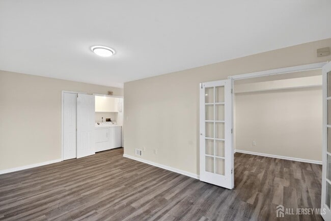 Building Photo - 111 Keystone Ct