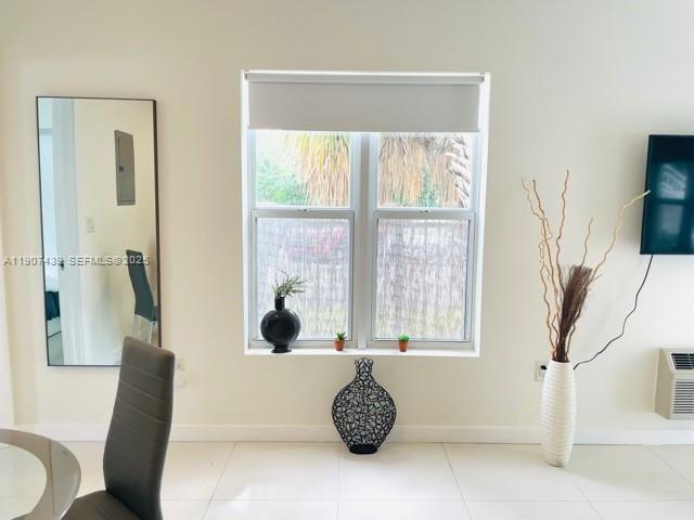 Building Photo - 1419 West Ave