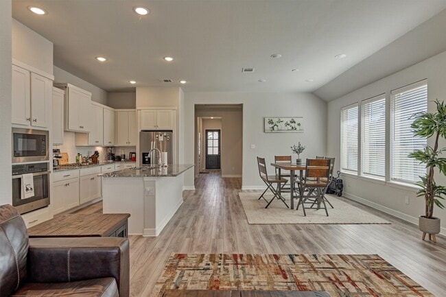 Building Photo - 160 Dove Springs Ct