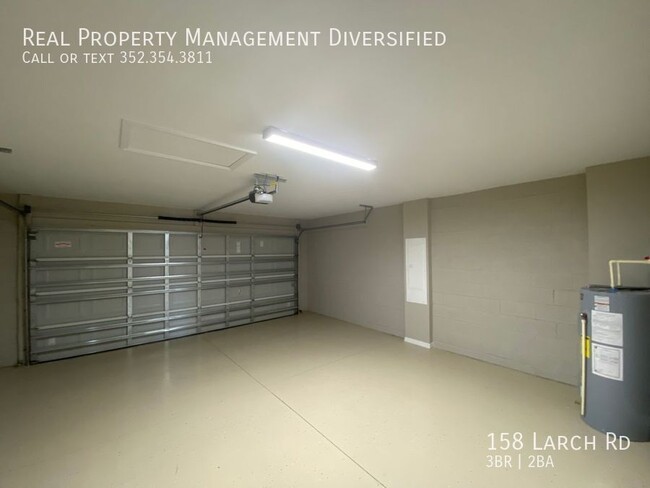 Building Photo - 158 Larch Rd