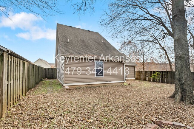 Building Photo - 1481 S Holland Dr